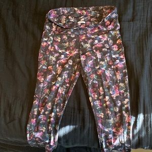Lululemon cropped floral leggings-size 8